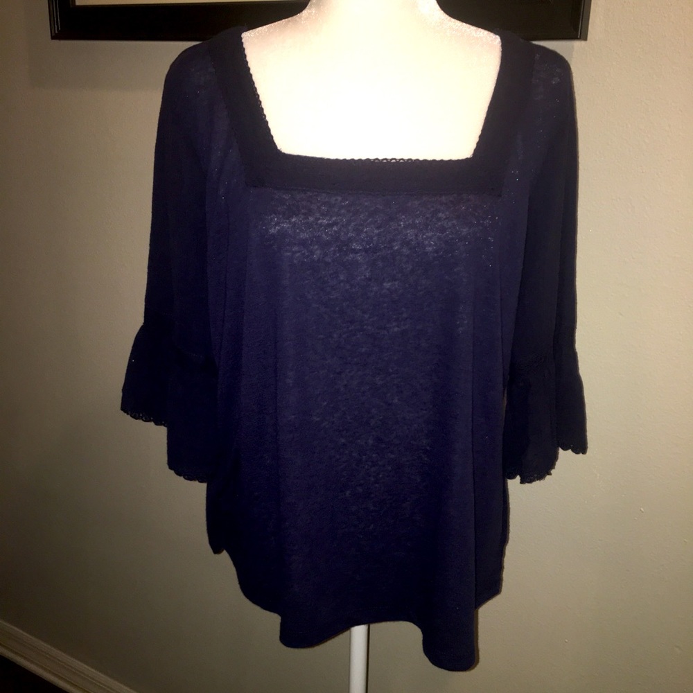 Jessica Simpson bohemian blouse in navy blue, L.